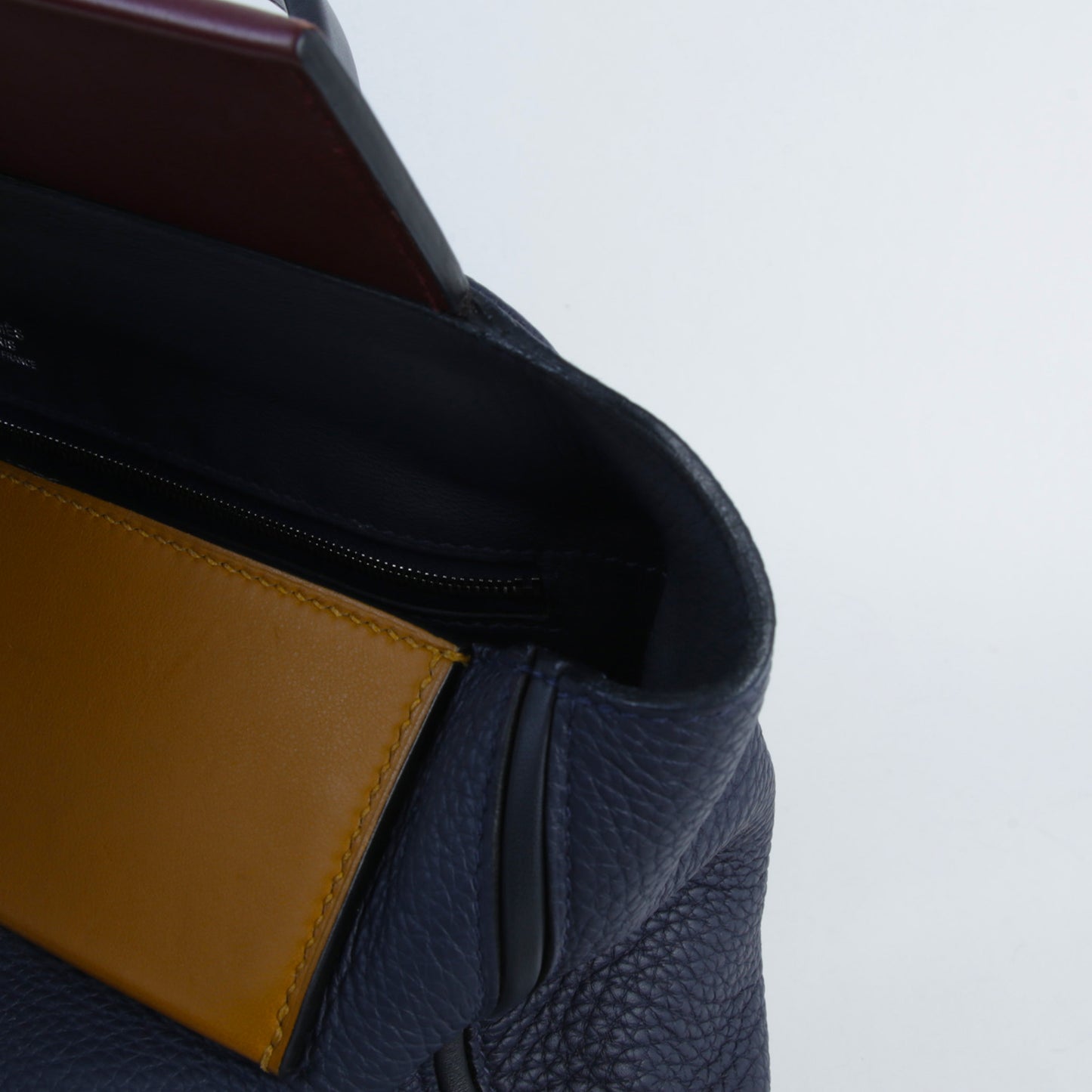HERMÈS エルメス ヴァンキャトル 29 ブルーインディゴ ボルドー