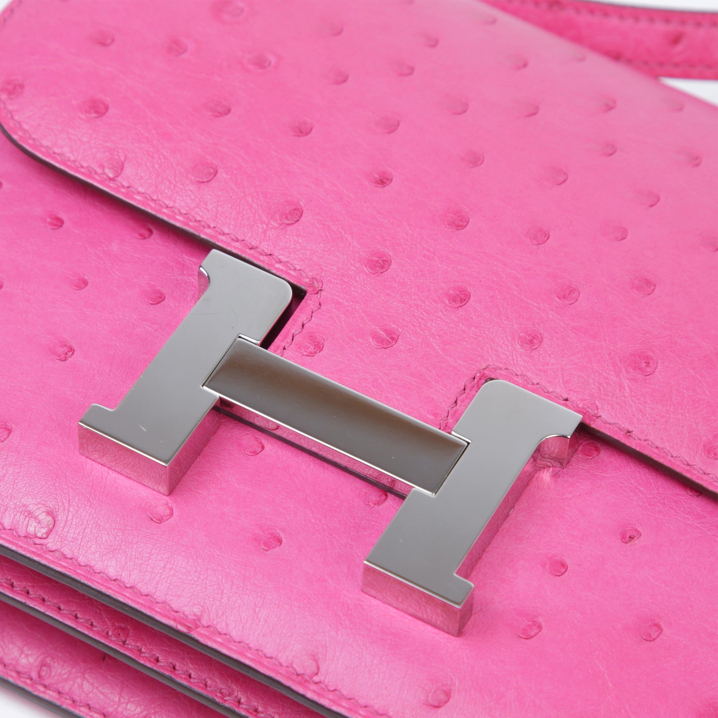 HERMÈS Hermes Constance 3 Mini Rose Tyrien
