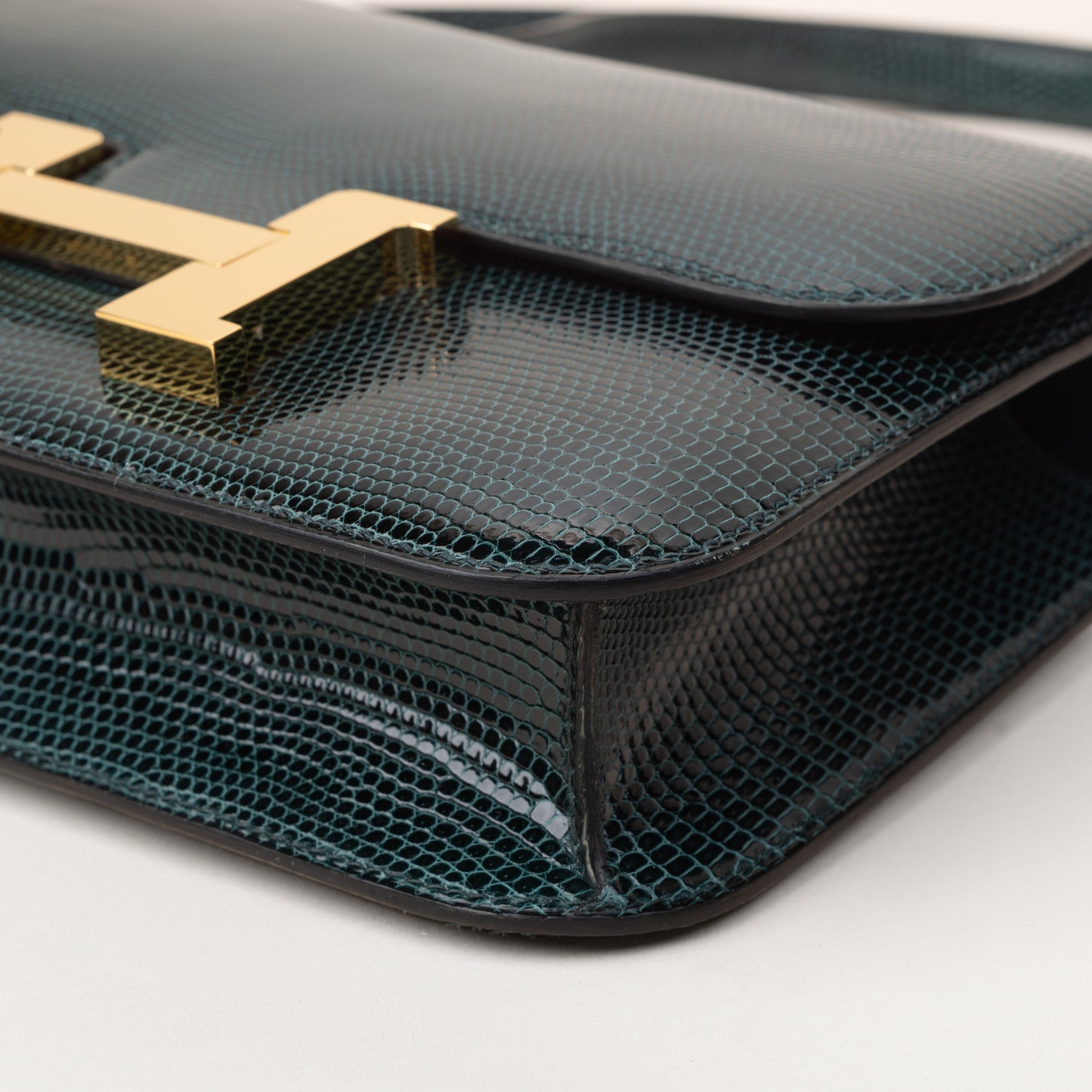 HERMÈS エルメス コンスタンス24 ヴェールシプレ リザード