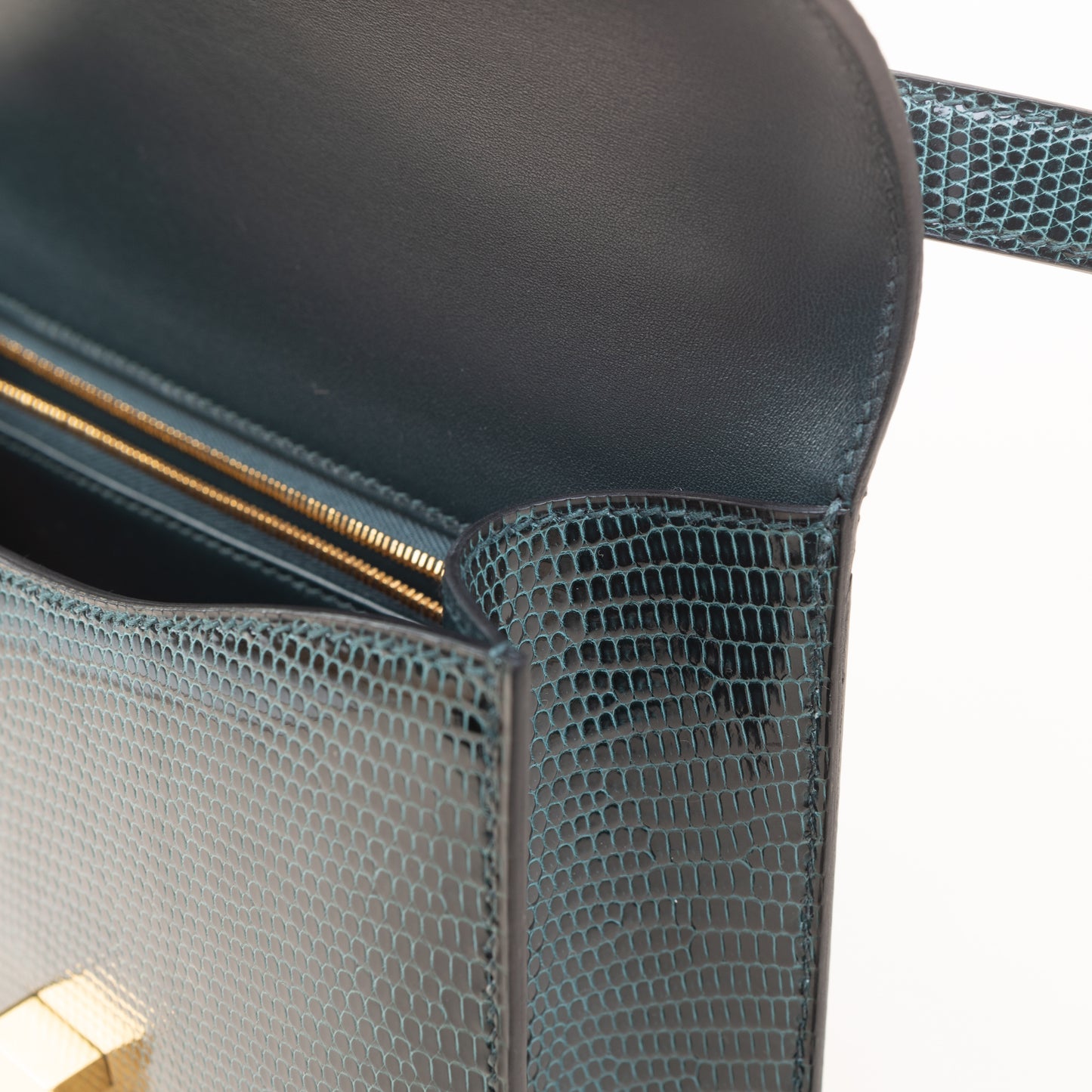 HERMÈS エルメス コンスタンス24 ヴェールシプレ リザード