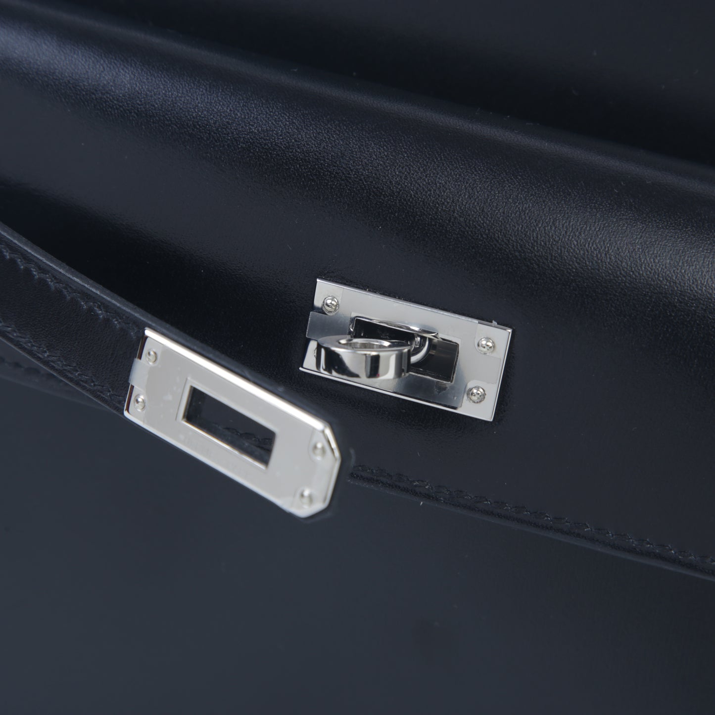 HERMÈS Hermes Kelly 20 Disorder Black