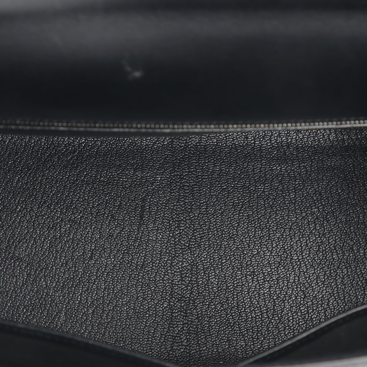 HERMÈS Hermès Kelly 32 Serie Black with Ruthenium Hardware AB