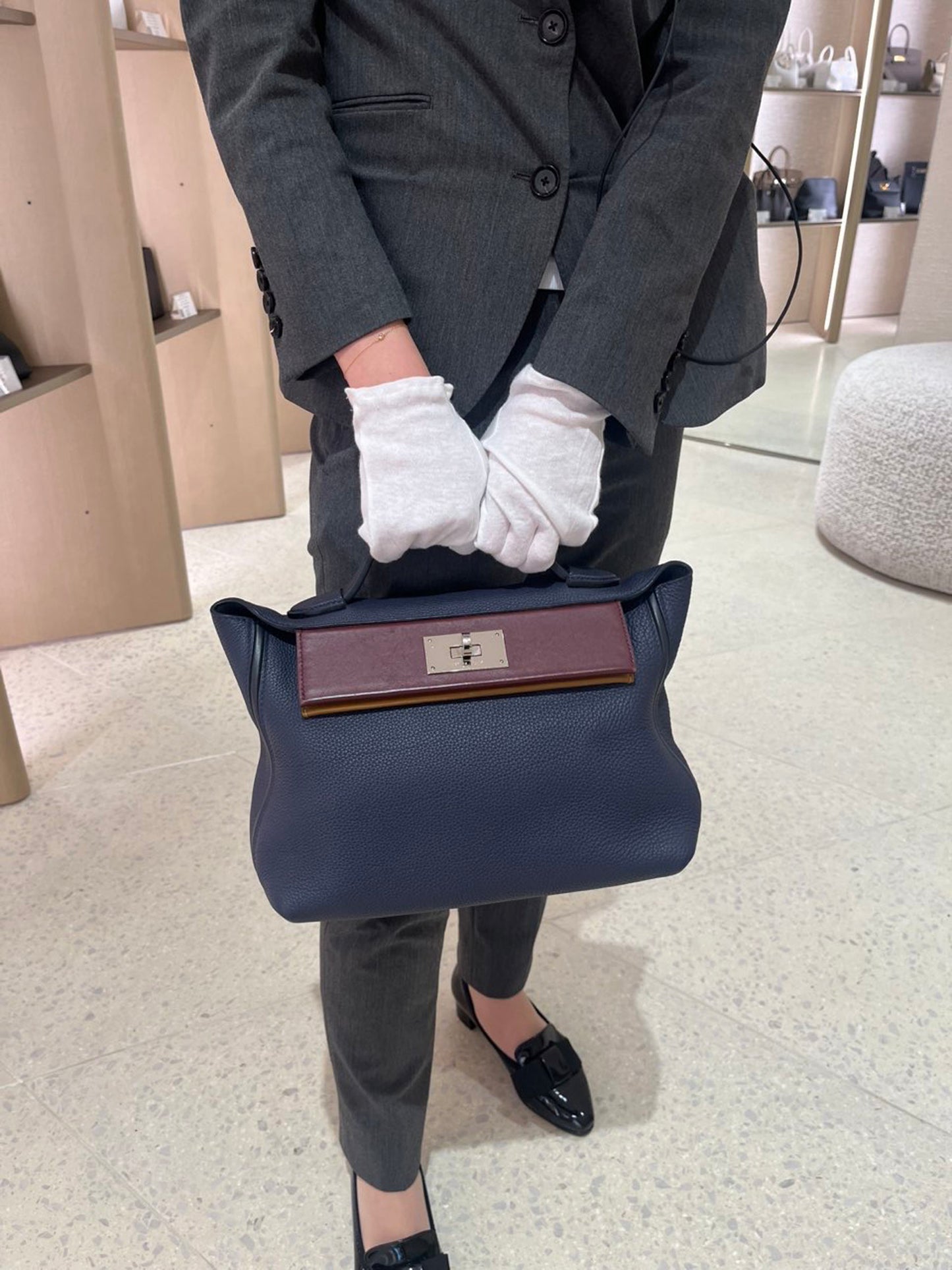 HERMÈS エルメス ヴァンキャトル 29 ブルーインディゴ ボルドー