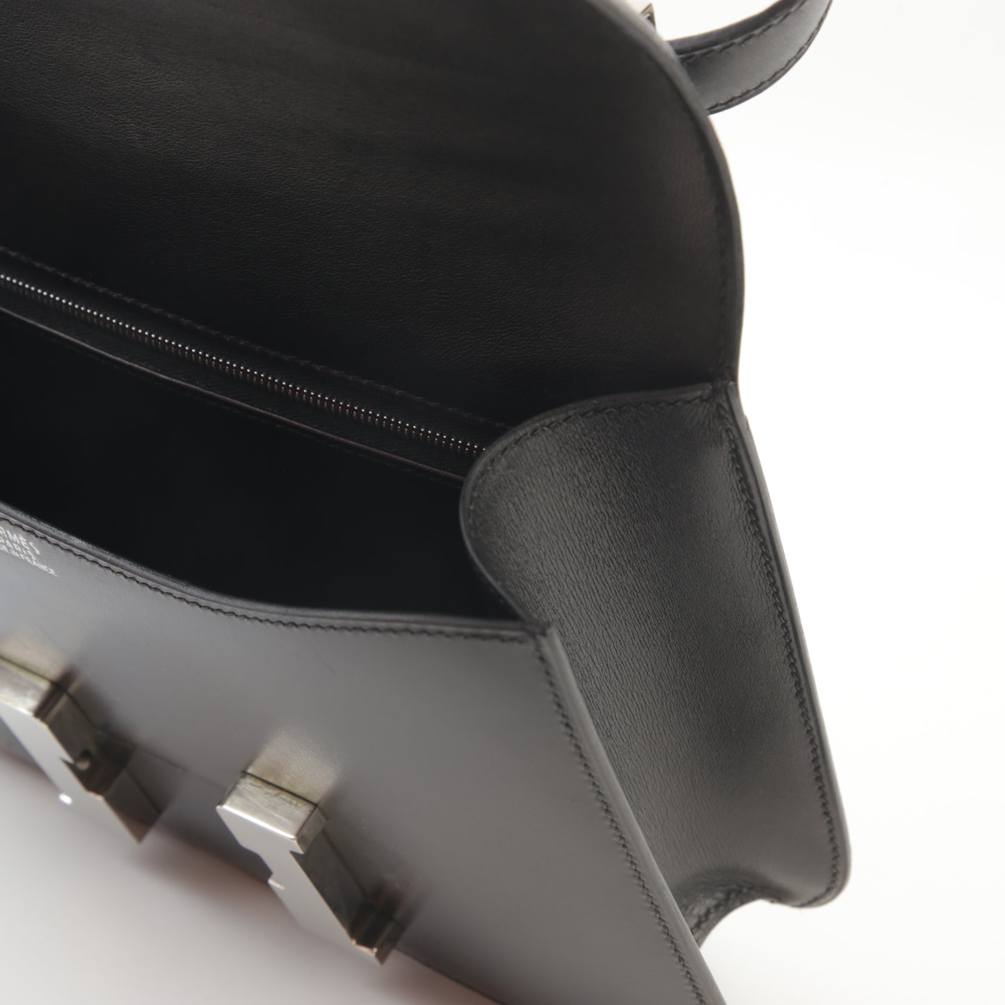 HERMÈS Hermes Constance 23 Black