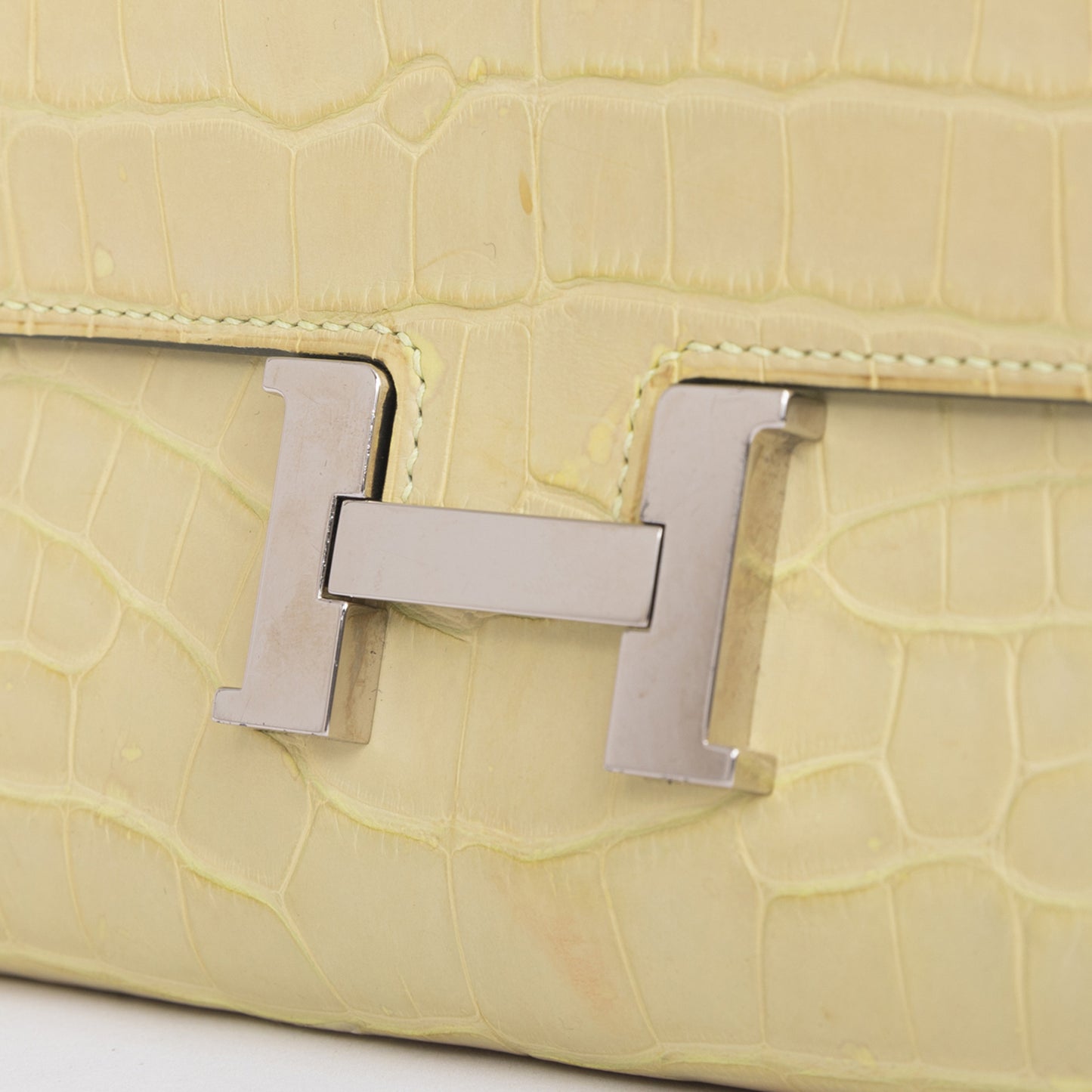 HERMÈS Hermes Constance To Go Jaune Bourgeon Crocodile Alligator Matte 