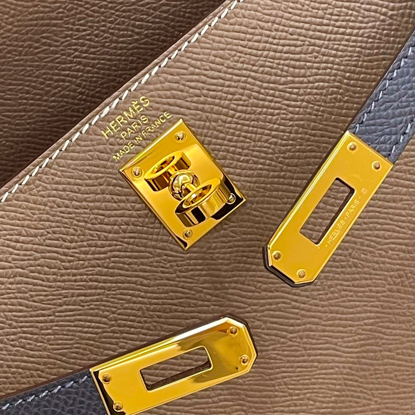 HERMÈS エルメス ケリー25 セリエ エトゥープ ブラック グリメイヤー