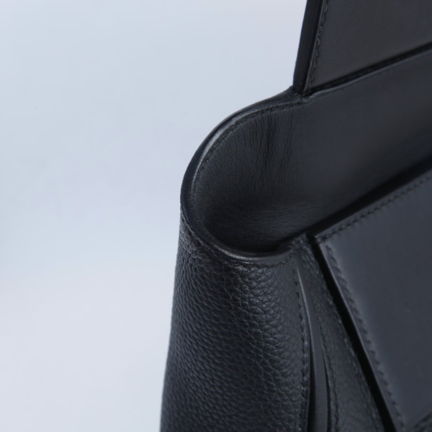 HERMÈS エルメス ヴァンキャトル 29 ブラック