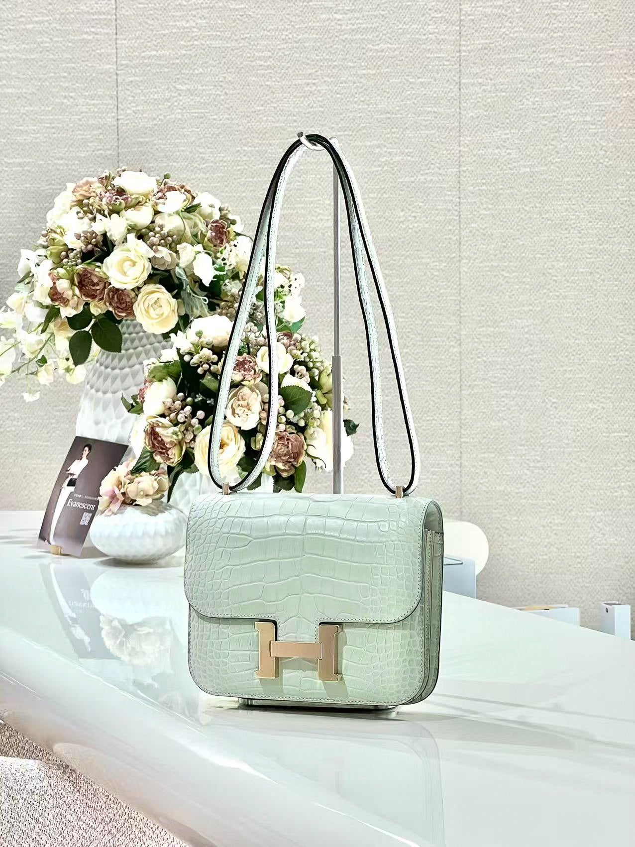 HERMÈS エルメス コンスタンス3 ミニ ヴェール・デュー クロコダイル アリゲーター マット