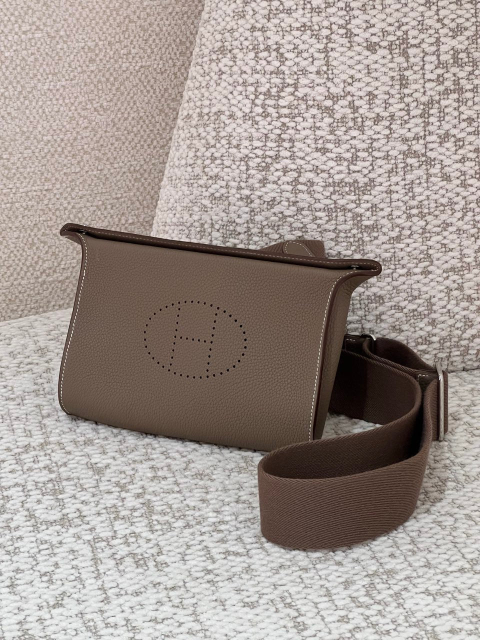 HERMÈS エルメス ヴィドポッシュ エトゥープ